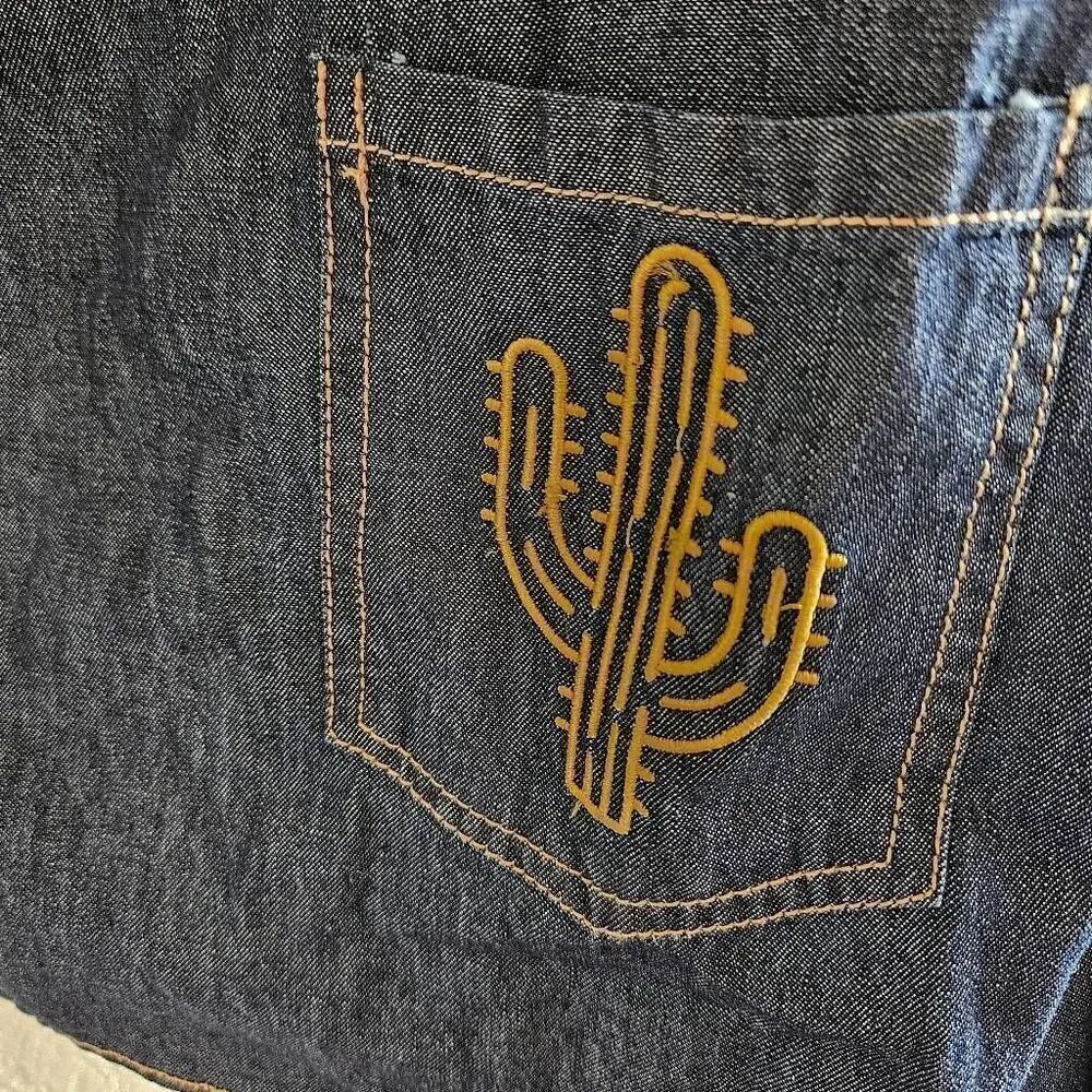 Standard Issue Cactus Vest - Picture 4 of 7